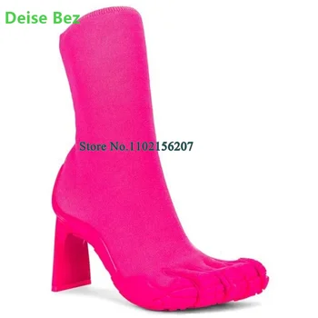 2023 Новые поступления, женские ботинки с пятью пальцами, роскошный дизайн, однотонный каблук, розовые/черные цвета, модная зимняя обувь